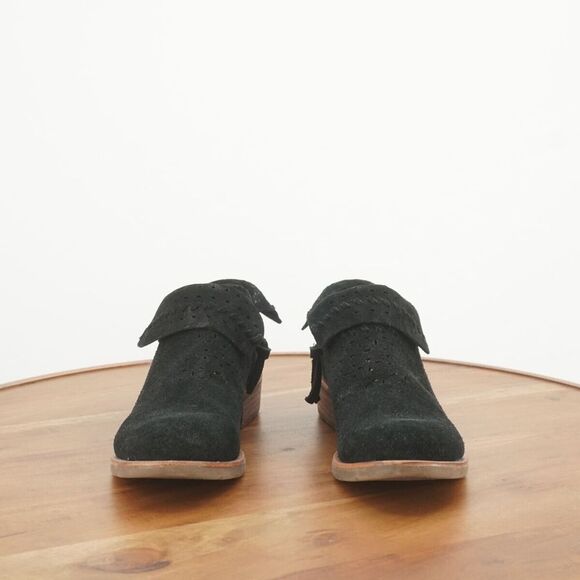 Sofft Womens Brinkley Ankle Boots Fold Over Black Suede Perforated Block Heel 6M - Picture 3 of 11